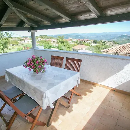 Quaint In Croatia With Pool Villa Vizinada