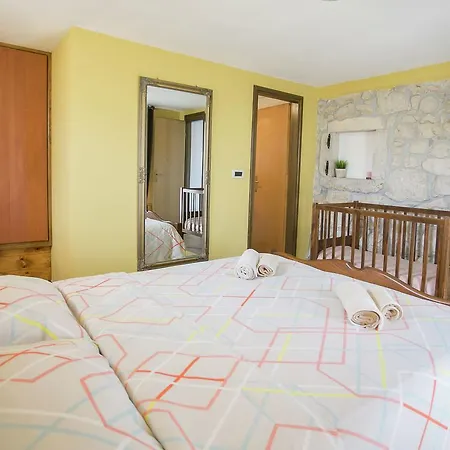 Quaint In Croatia With Pool Villa