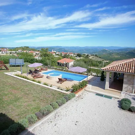 Quaint In Croatia With Pool *